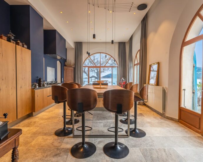 Galéria, Private Estate, Waterfront Villa, 8 Bedrooms, Panoramic Sea View, Heated Pool, Close to Calvi