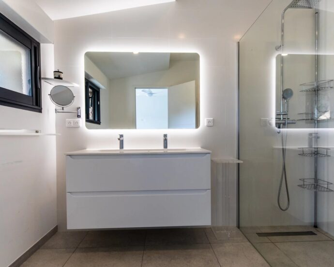 Porto-Vecchio, Palombaggia, villa vue mer, 3 chambres, piscine, plage à pied