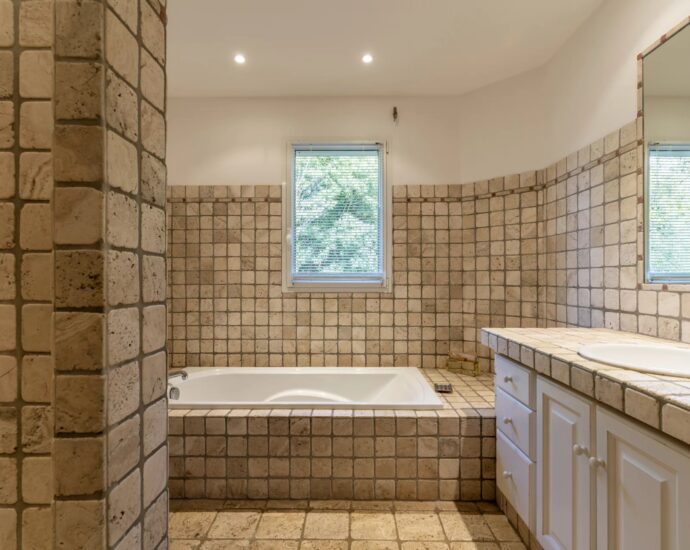 Porto-Vecchio, Domaine de Cala Rossa, villa 4 chambres, piscine, plage à pied