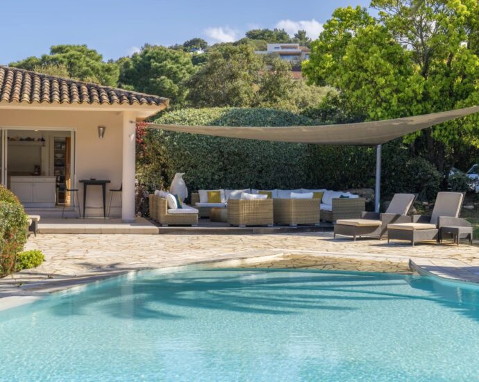 Porto-Vecchio, Domaine de Cala Rossa, villa 4 chambres, piscine, plage à pied