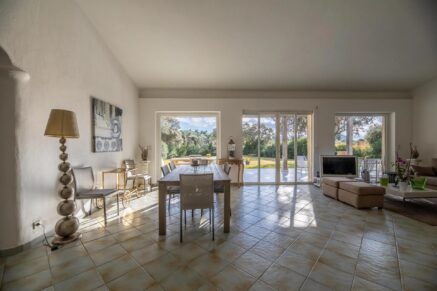 Porto-Vecchio, Domaine de Cala Rossa, villa 5 chambres, piscine et plage à pieds