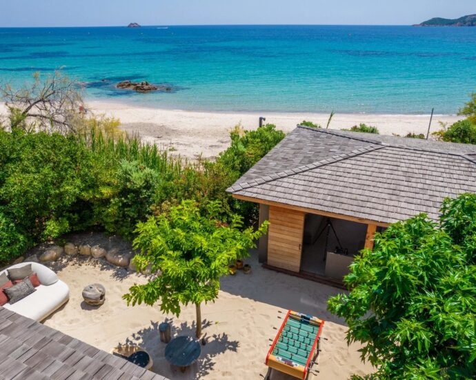 Caramontino, 6 chambres, piscine, pied dans l&rsquo;eau, vue mer