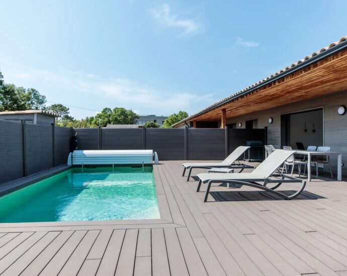 Lecci, Cala Rossa, Villa de 3 chambres avec piscine chauffée et plage à pieds