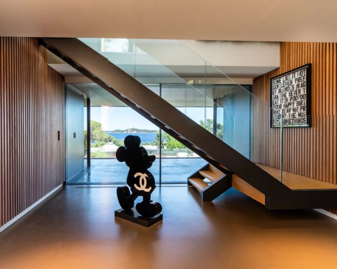 Caramontino, 7 bedroom villa, swimming pool, sea view, beach on foot