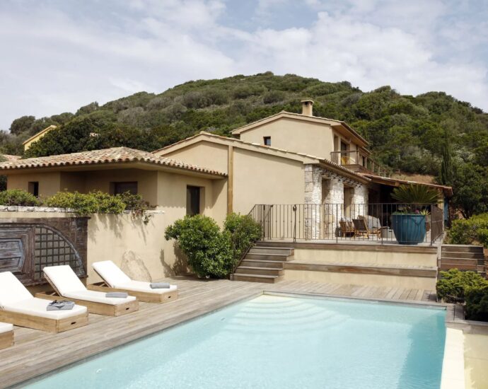 Bonifacio, Santa Manza, Sea View Villa, 4 Bedrooms, Pool, Walking Distance to the Beach