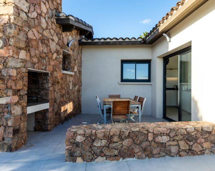 Porto-Vecchio, Palombaggia, villa vue mer, 3 chambres, piscine, plage à pied