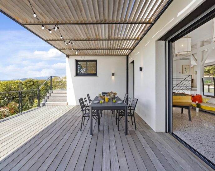 Porto-Vecchio, Domaine de Cala Rossa, villa 6 chambres, piscine et plage à pied, Villa Cala Rossa