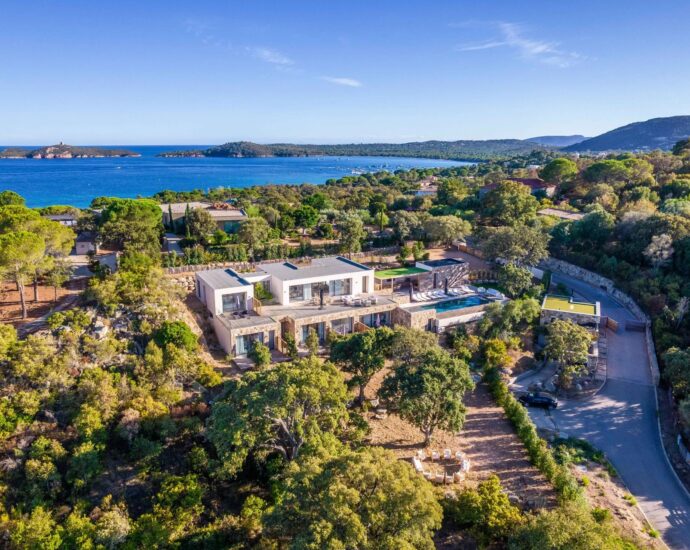 Caramontino, Domaine privé d&rsquo;Arinella,  Villa 6 chambres, Piscine, Jacuzzi, Vue montagnes, Plage à pied