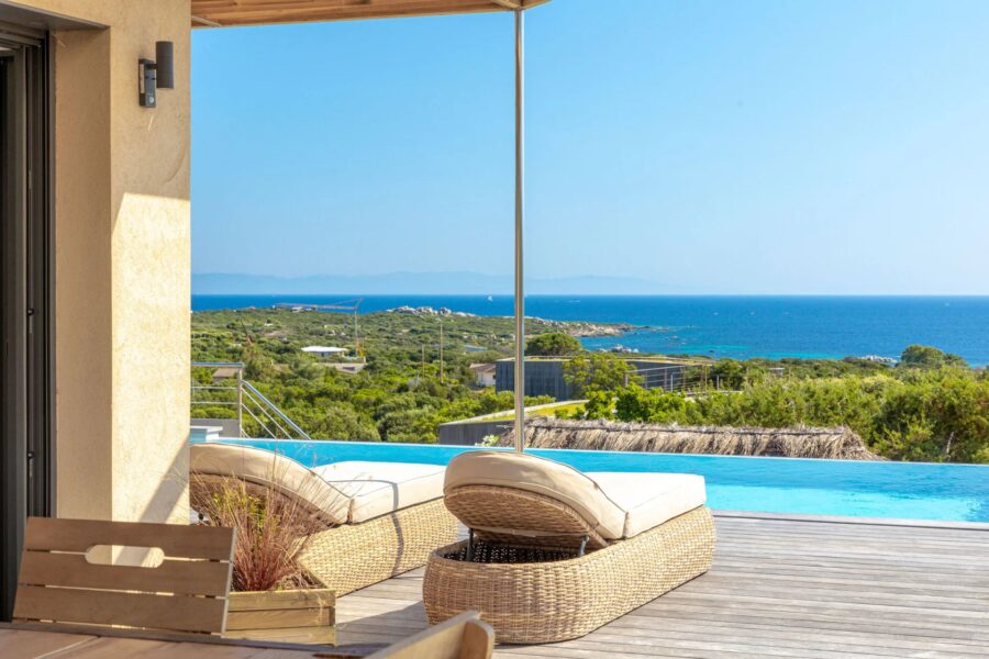 Pianottoli-Caldarello, Villa with Panoramic Sea Views, 7 Bedrooms, Pool, Jacuzzi, Walking Distance to the Beach