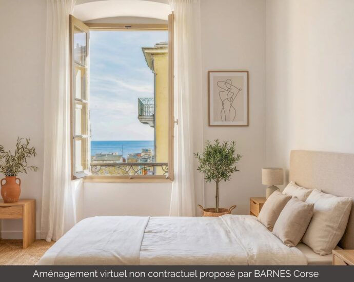 Bastia, Boulevard Paoli, Appartement, 4 chambres, 10 pièces, aperçu mer, proche plages