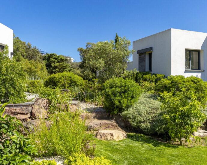Domaine de Cala Rossa, villa  vue mer, 5 chambres, piscine chauffée, plage à pieds