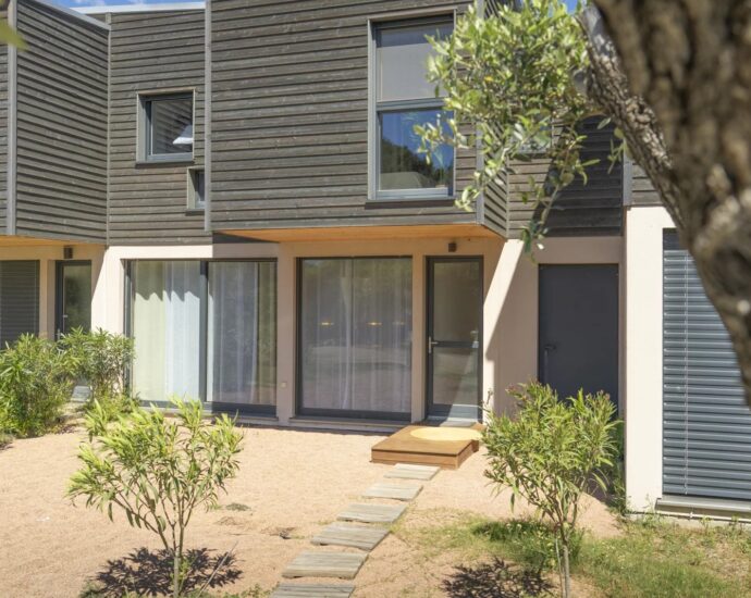 Cala Rossa, Villa avec jardin, 3 chambres, plage à pied