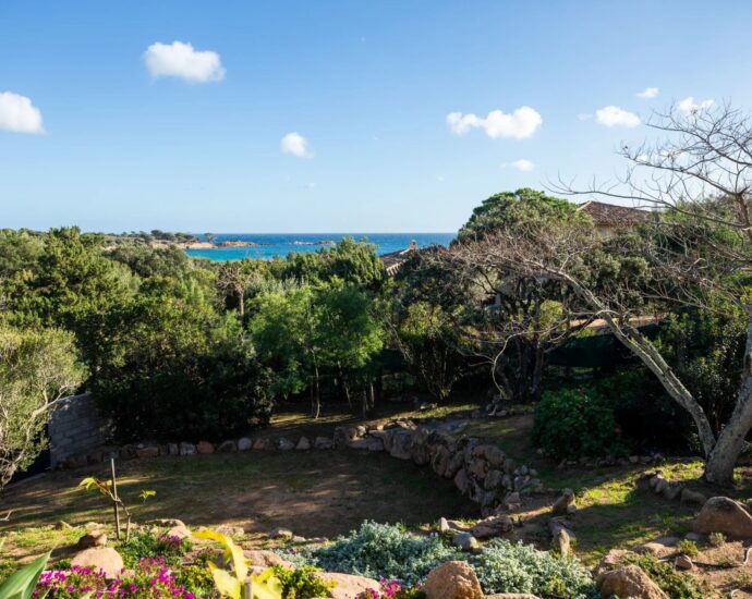 Porto-Vecchio, Palombaggia, villa vue mer, 3 chambres, piscine, plage à pied