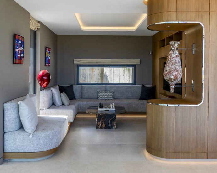 Caramontino, 7 bedroom villa, swimming pool, sea view, beach on foot