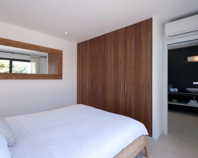 Porto-Vecchio, Villa vue mer panoramique, 4 chambres, piscine, proche plage