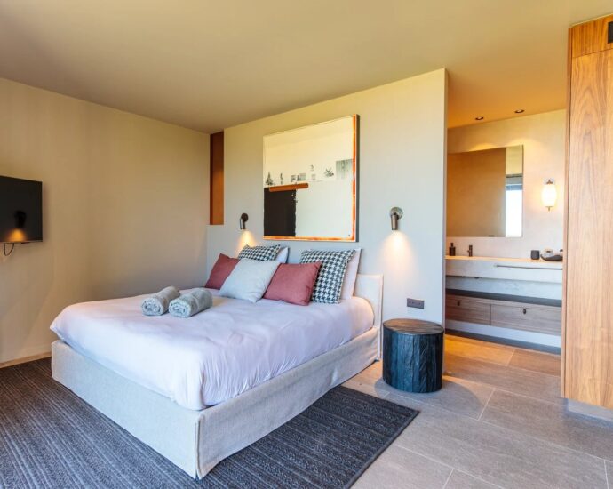 Caramontino, 6 chambres, piscine, pied dans l&rsquo;eau, vue mer