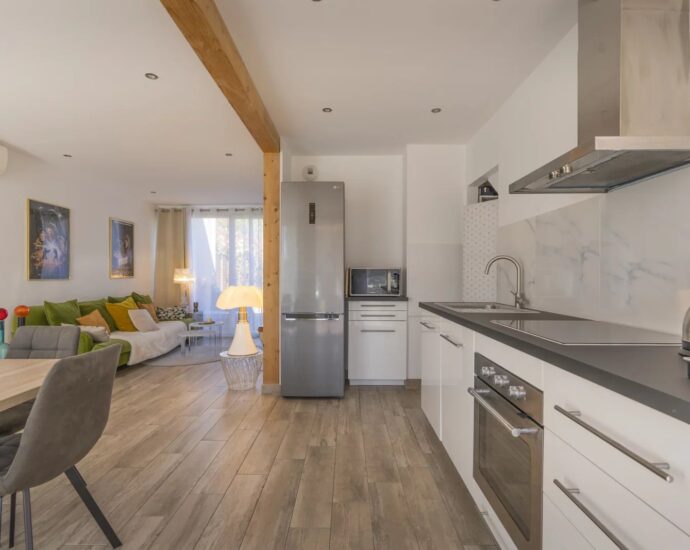 Cala Rossa, Villa avec jardin, 3 chambres, plage à pied