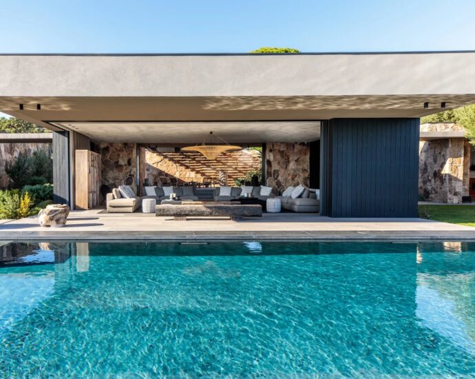 Caramontino, 6 chambres, piscine, pied dans l&rsquo;eau, vue mer