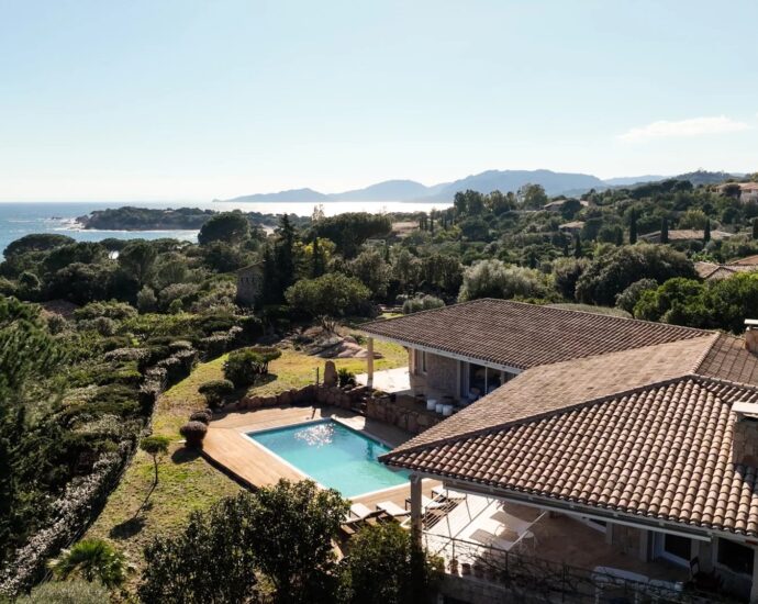 Palombaggia, Folaca, Sea View Villa, 6 Bedrooms, Walking Distance to the Beach, Swimming Pool