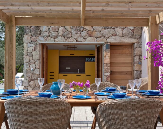 Porto-Vecchio, Villa vue mer panoramique, 4 chambres, piscine, proche plage