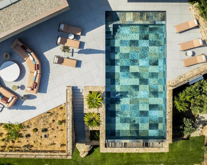 Sainte Lucie de Porto-Vecchio, Caramontinu, Private estate, 6-bedroom villa, swimming pool, sea view