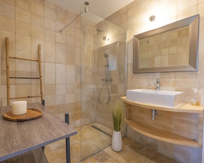 Cala Rossa, Villa avec jardin, 3 chambres, plage à pied