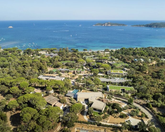 Sainte-Lucie de Porto-Vecchio, Caramontinu, Villa vue mer panoramique, 6 chambres, piscine, proche plage