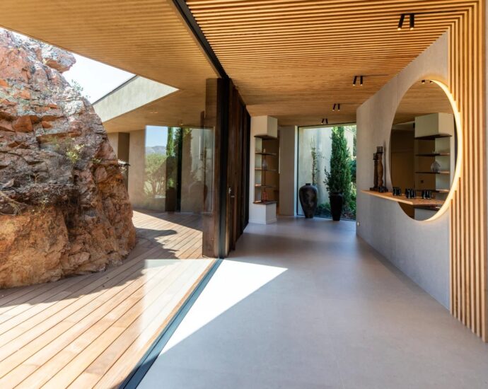 Sainte-Lucie de Porto-Vecchio, Caramontinu, Villa vue mer panoramique, 6 chambres, piscine, proche plage