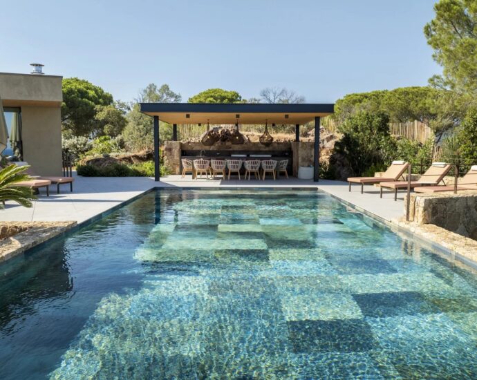 Sainte-Lucie de Porto-Vecchio, Caramontinu, Villa vue mer panoramique, 6 chambres, piscine, proche plage