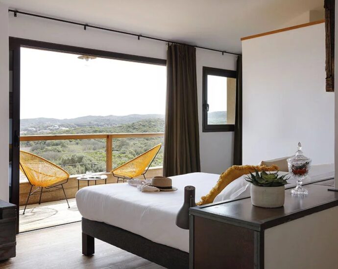 Bonifacio, Santa Manza, Sea View Villa, 4 Bedrooms, Pool, Walking Distance to the Beach