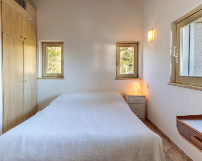 Palombaggia, Folaca, Sea View Villa, 6 Bedrooms, Walking Distance to the Beach, Swimming Pool