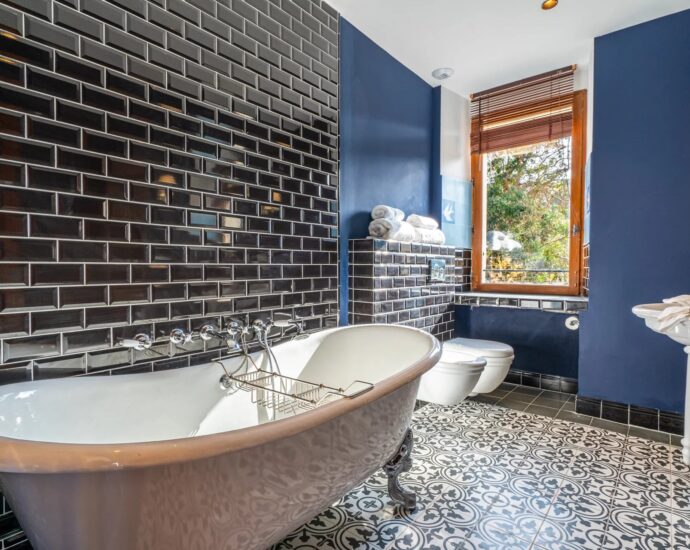 Galéria, Private Estate, Waterfront Villa, 8 Bedrooms, Panoramic Sea View, Heated Pool, Close to Calvi