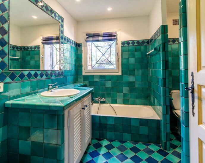 Capicciola, villa 5 chambres, piscine, vue mer, plage à pied