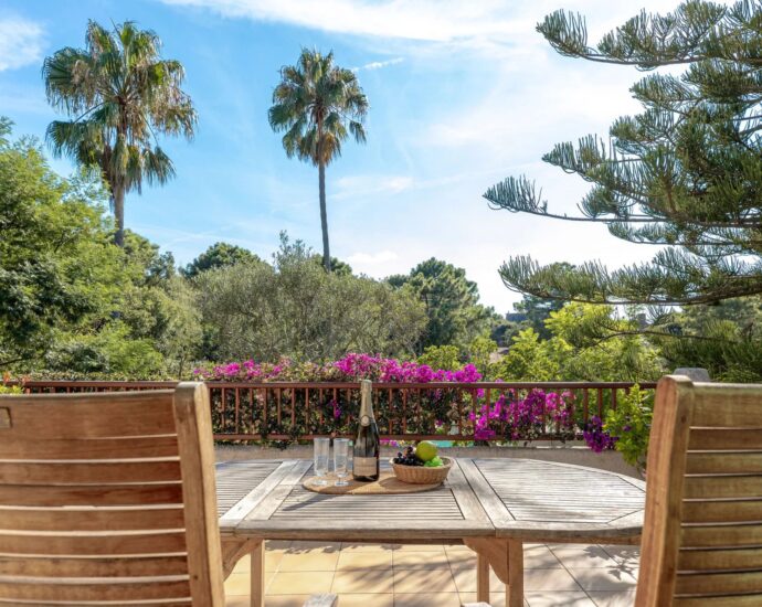 Porto Vecchio, Domaine de Cala Rossa, Villa 5 chambres, piscine chauffée, plage à pied