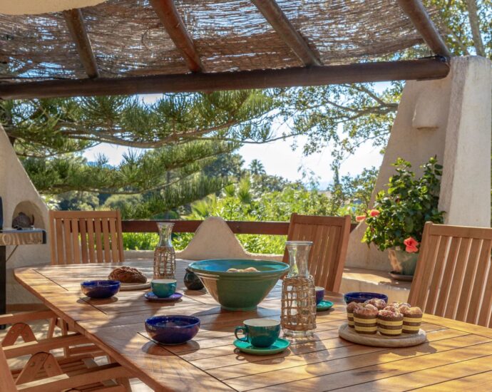 Porto Vecchio, Domaine de Cala Rossa, Villa 5 chambres, piscine chauffée, plage à pied