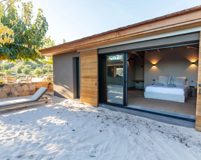 Caramontino, 6 chambres, piscine, pied dans l&rsquo;eau, vue mer