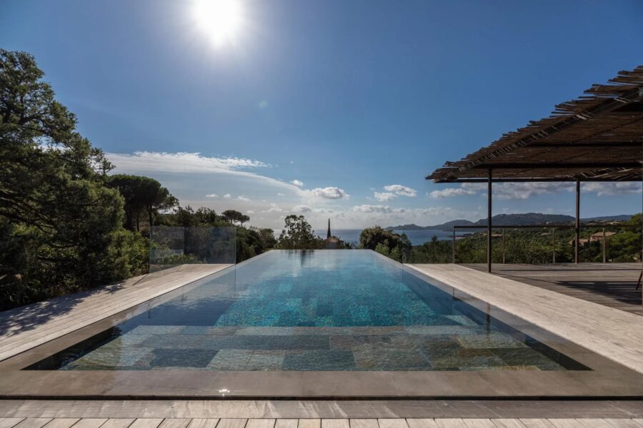 Porto Vecchio, Palombaggia, Propriété vue mer, 4 chambres, piscine, plage à pied