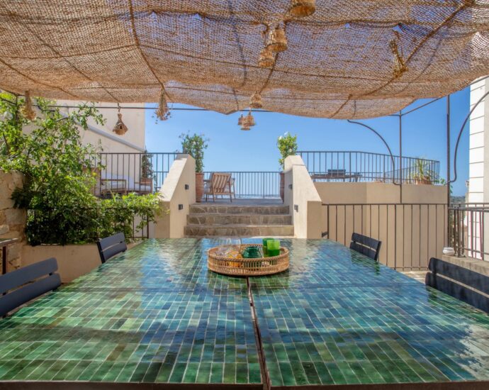 Lumio, Maison de Maître, 9 chambres, vue panoramique mer et village, piscine, proche plage