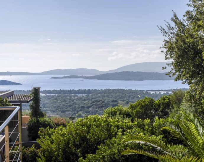Porto -Vecchio, Arasu, Cirindinu, Villa vue mer panoramique, 3 chambres, piscine chauffée, proche plage
