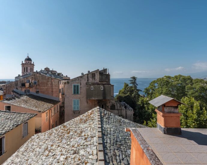 Bastia, citadel, apartment, 4 bedrooms, panoramic view