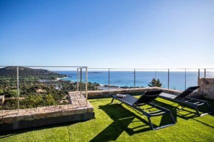 Palombaggia, 6 bedroom villa, swimming pool, panoramic sea view, close to the beach