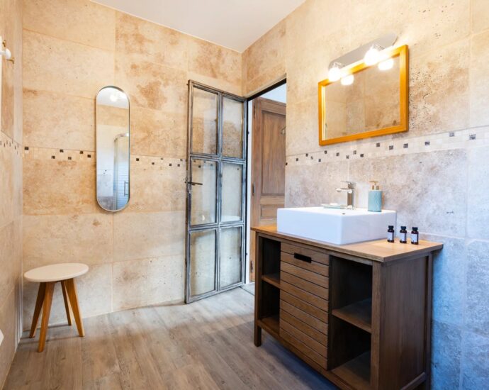 Cap Corse, Sisco, Villa vue montagnes, 5 chambres, piscine, proche plage