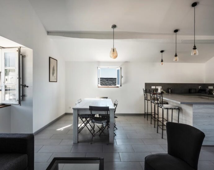 Bastia, citadel, apartment, 4 bedrooms, panoramic view