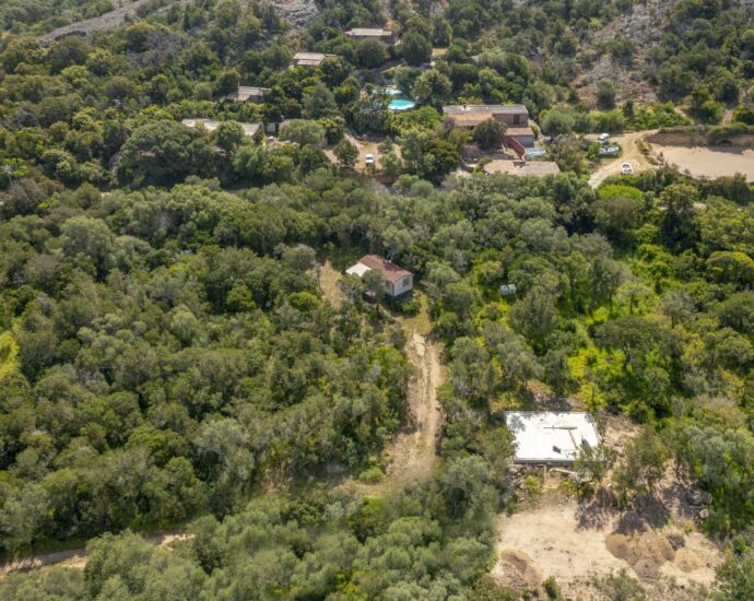 Porto-Vecchio, Palombaggia, Terrain constructible, Permis de construire, Vue montagne, Aperçu mer