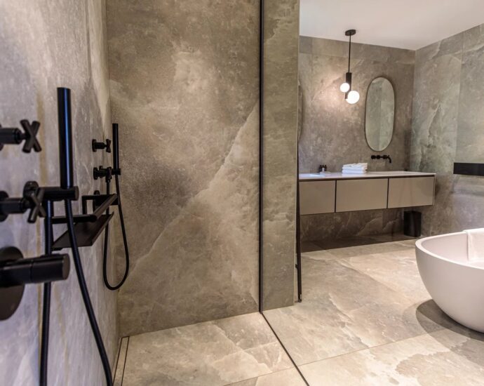 Private domain of Punta d’Arasu, 8 bedroom villa, walking distance to the beach and sea view, Sainte Lucie RL314, Villa Santa Lucia