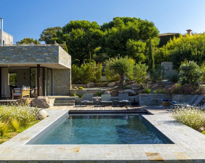 Arasu, villa 4 chambres, piscine chauffée, vue montagnes, proche plage