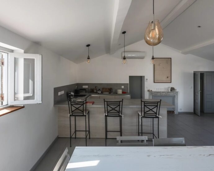 Bastia, citadel, apartment, 4 bedrooms, panoramic view