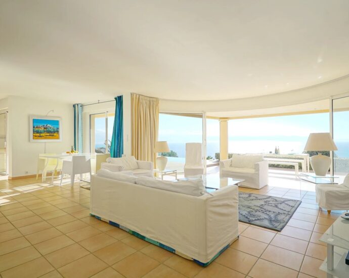 Ajaccio, Route des Sanguinaires, Villa vue mer, 4 Chambres, Piscine, proche plage