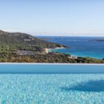 Palombaggia, villa 7 chambres, chambre de service, piscine, vue mer panoramique, proche plage