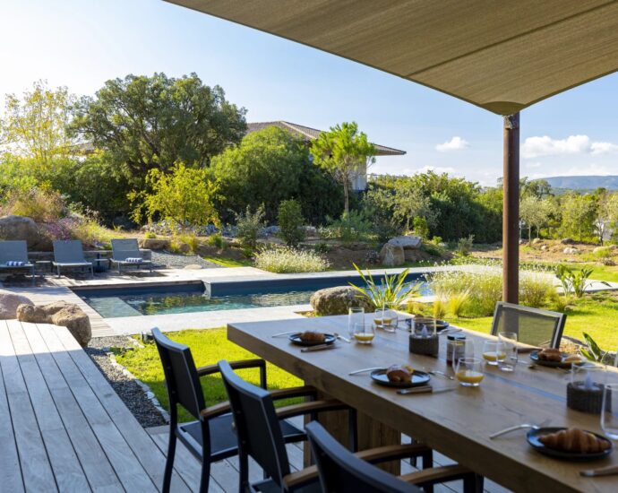 Arasu, villa 4 chambres, piscine chauffée, vue montagnes, proche plage